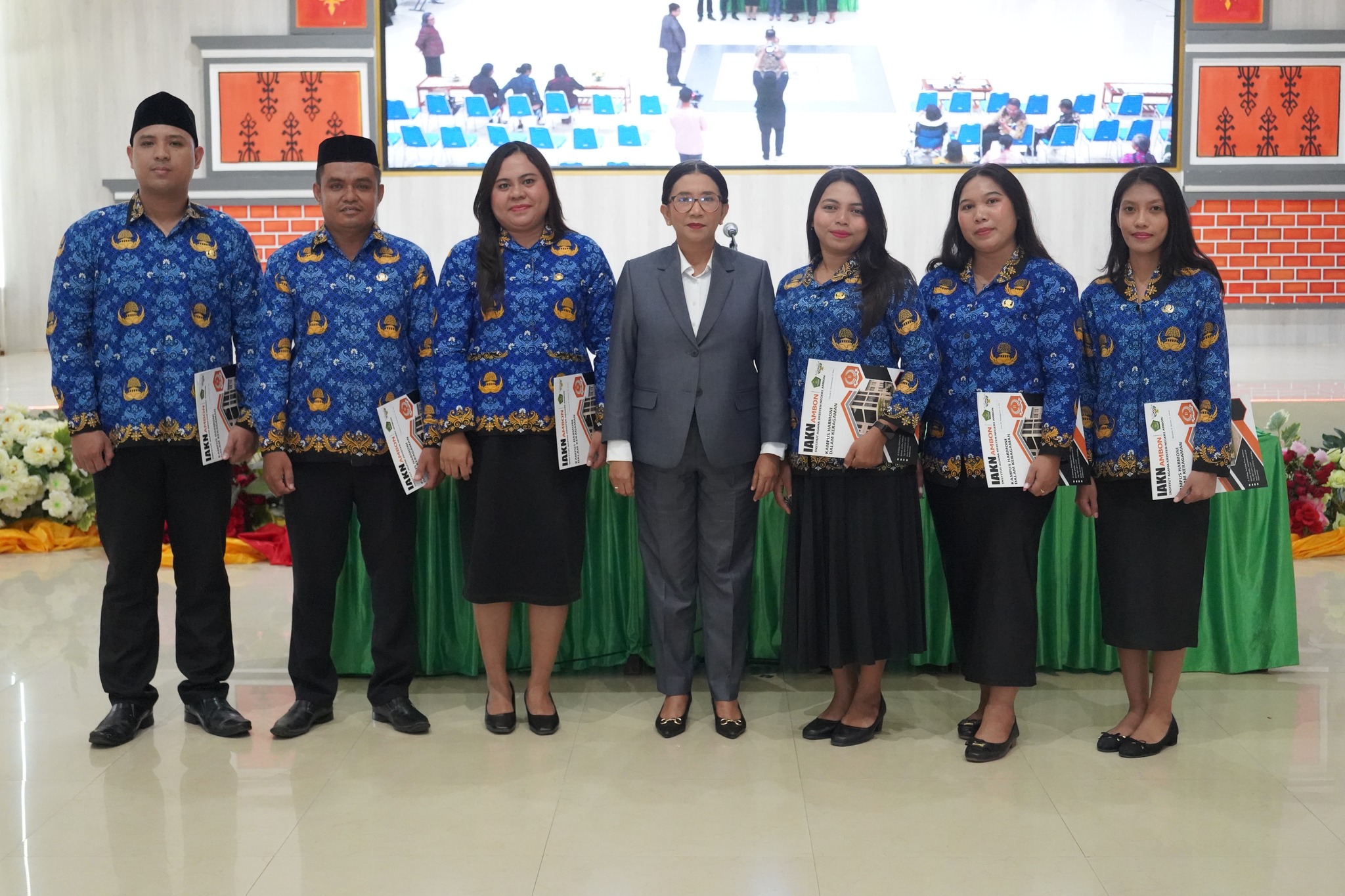 6 PNS IAKN Ambon Resmi Dilantik Menteri Agama, Siap Mengabdi bagi Umat dan Bangsa