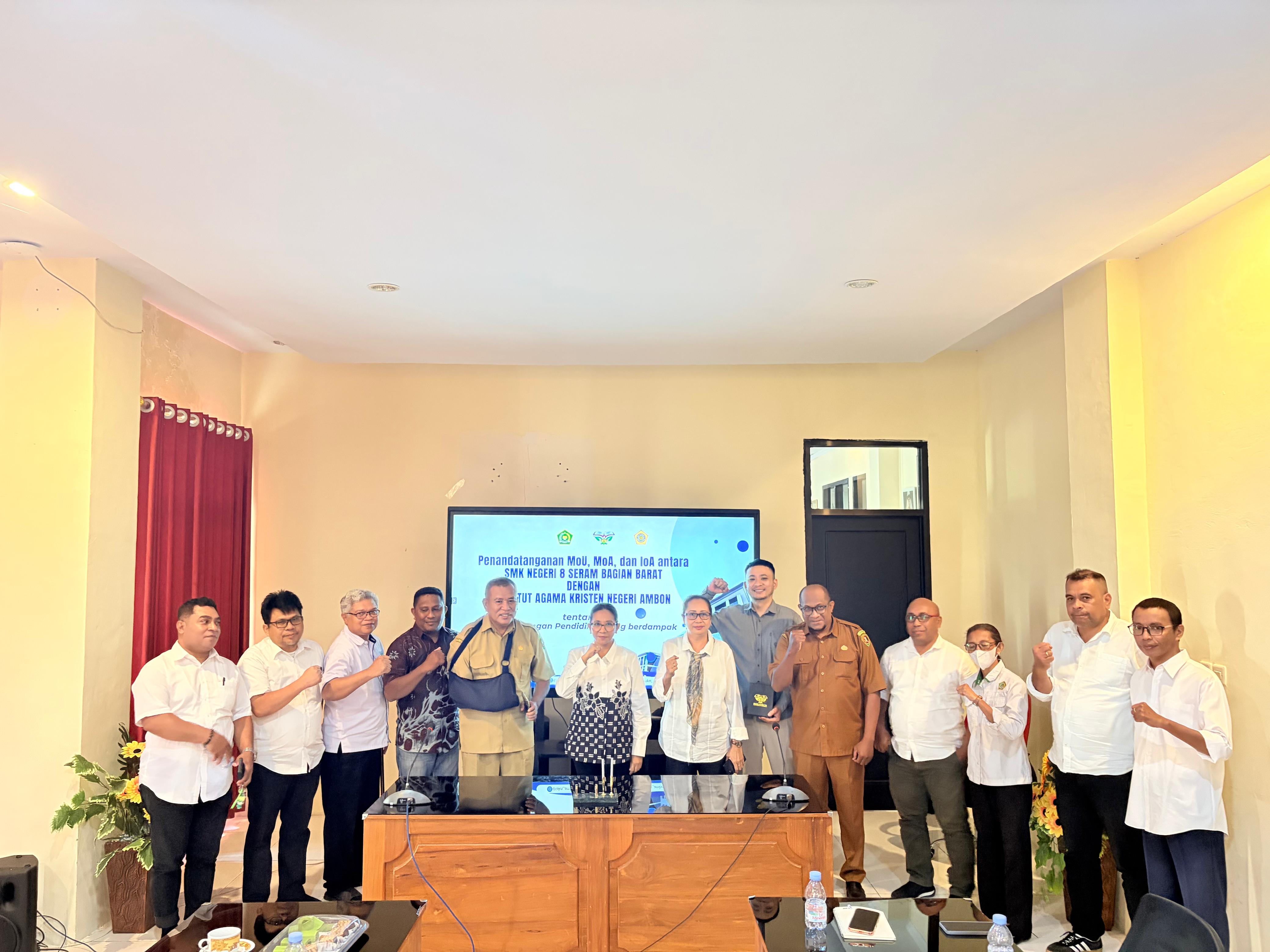 IAKN Ambon dan SMKN 8 Seram Bagian Barat Perkuat Kolaborasi Pendidikan Berdampak Melalui Penandatanganan MoU, MoA, dan IoA
