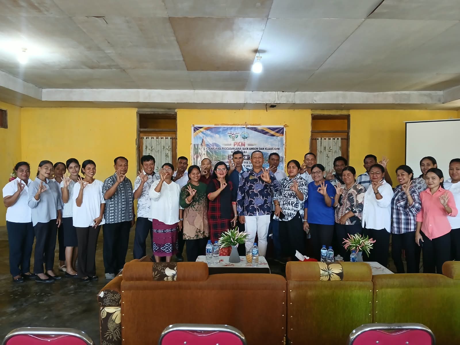 IAKN Ambon Gandeng Kemenag dan Klasis GPM Buru Utara, Perkuat Kompetensi Guru PAK di Era AIKemenag Buru Perkuat Kompetensi Guru PAK