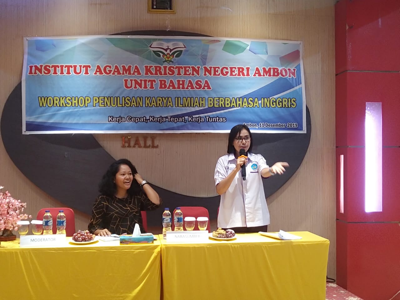 Unit Bahasa Kembali Gelar Workshop Penulisan karya ilmiah berbahasa Inggris.