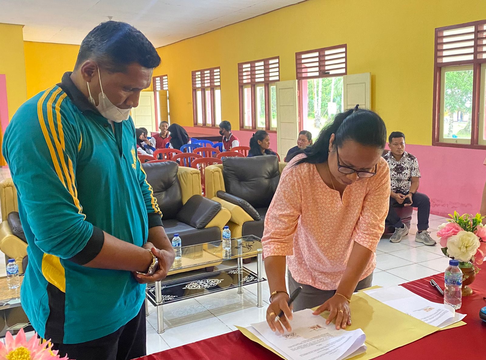 Prodi Pariwisata IAKN Ambon Bersinergi dengan SMK Negeri 3 Buru selatan