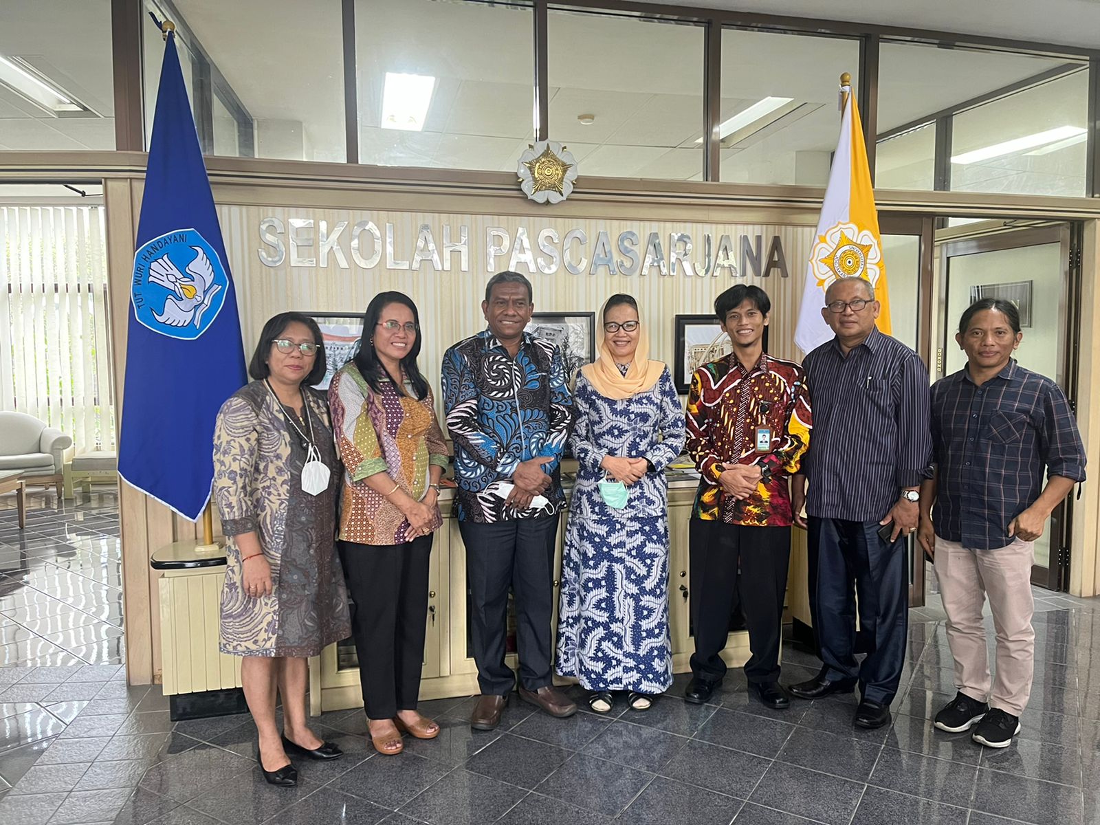 IAKN Ambon melakukan kerjasama dengan beberapa Perguruan Tinggi besar di daerah Jawa Tengah maupun Yogyakarta