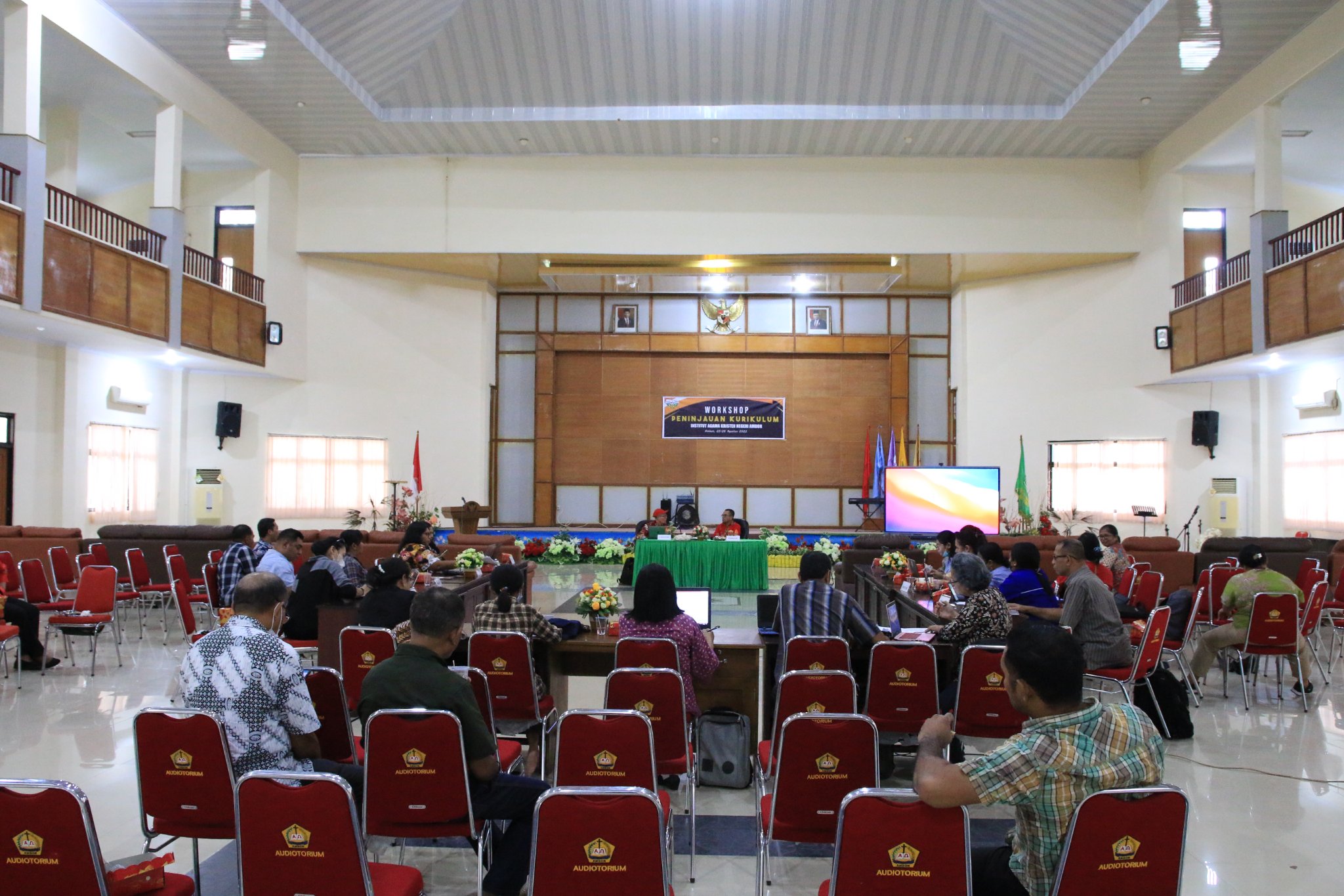 Persiapan Implementasi MBKM, IAKN Ambon Gelar Workshop Peninjauan Kurikulum