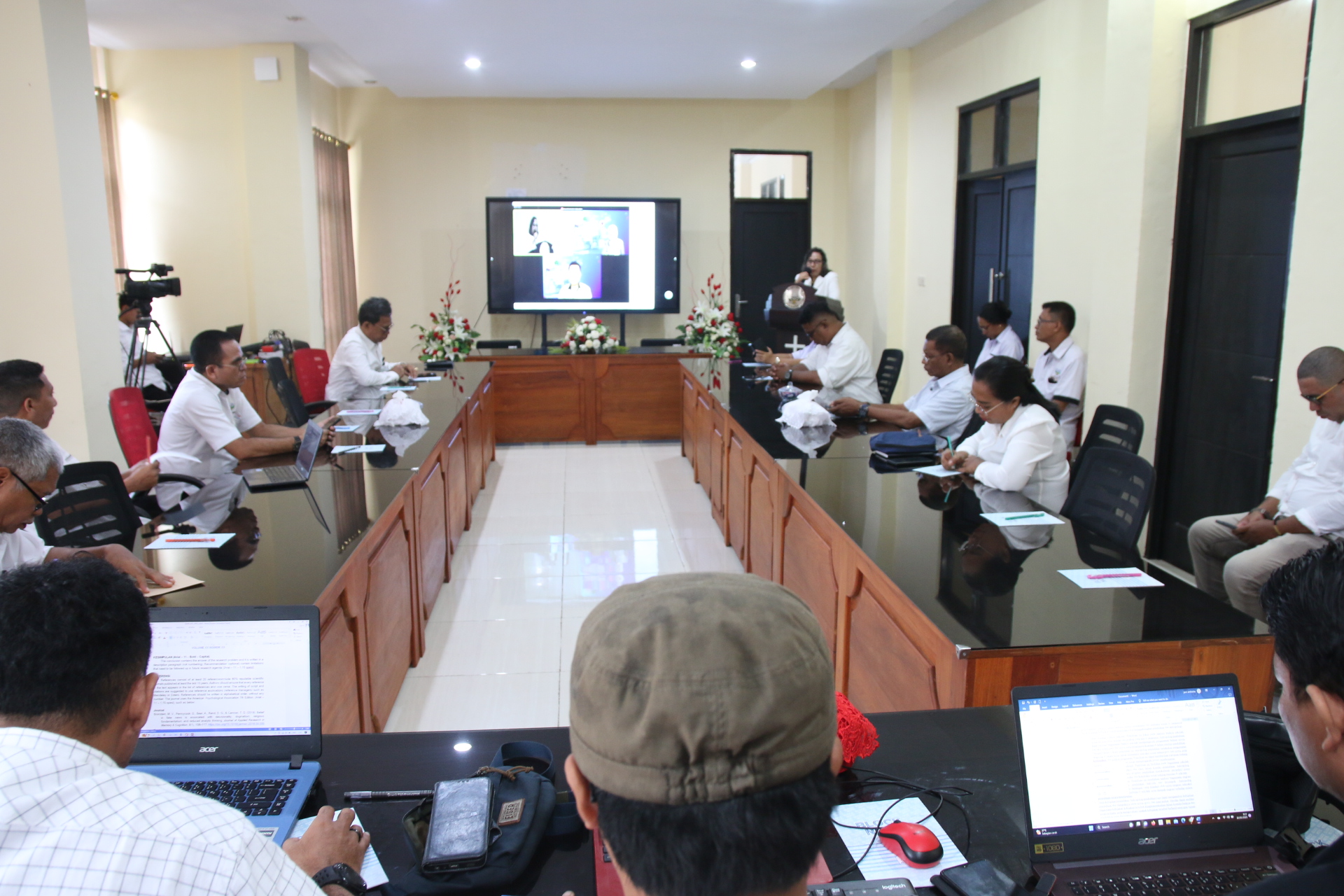 Wakil Rektor I IAKN Ambon Membuka Workshop Desain dan Pengelolaan Website