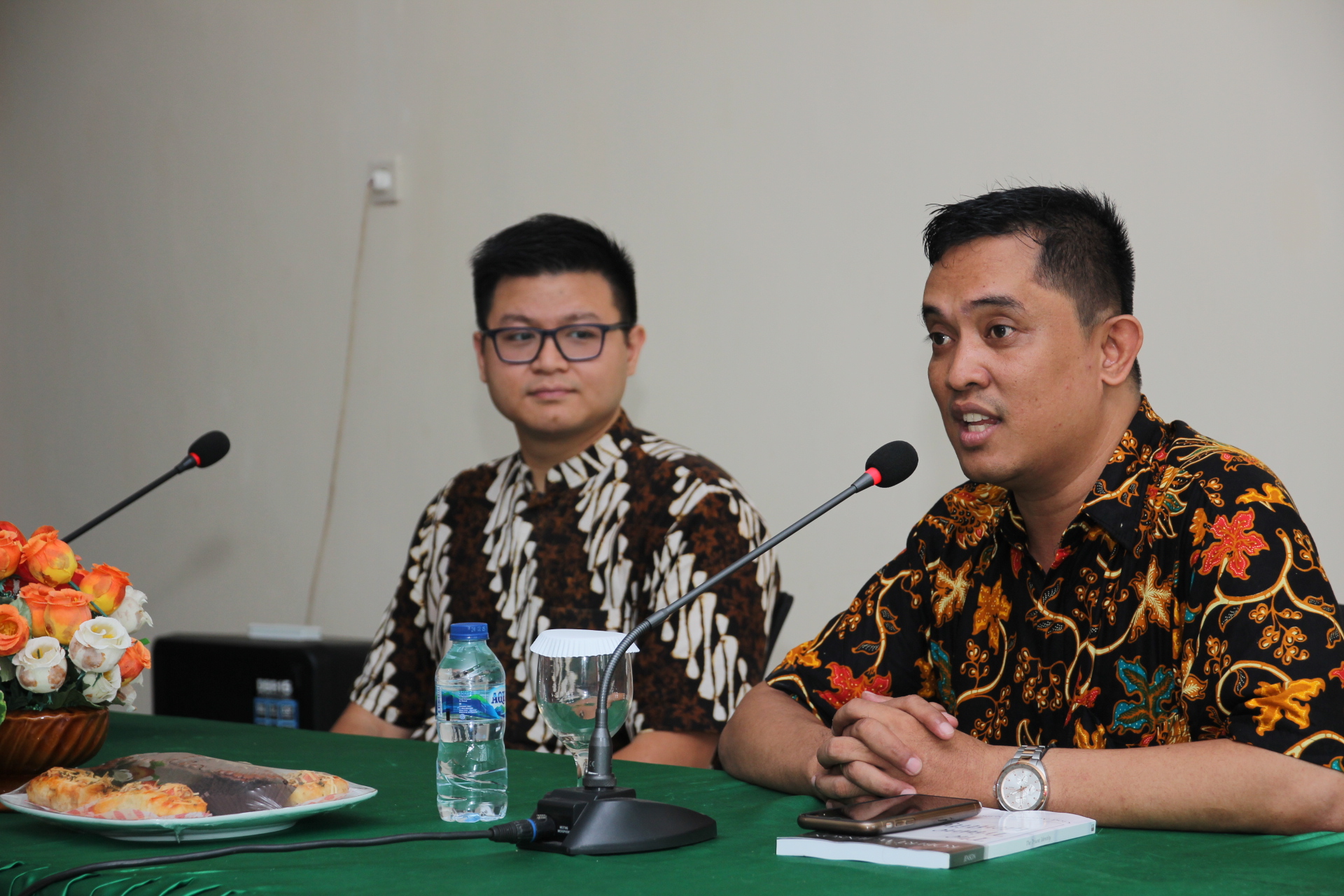 Program Pascasarjana IAKN Ambon Sukses Gelar Kuliah Umum "Christian - Muslim Relations After Conservative Turn In Indonesian Islam"
