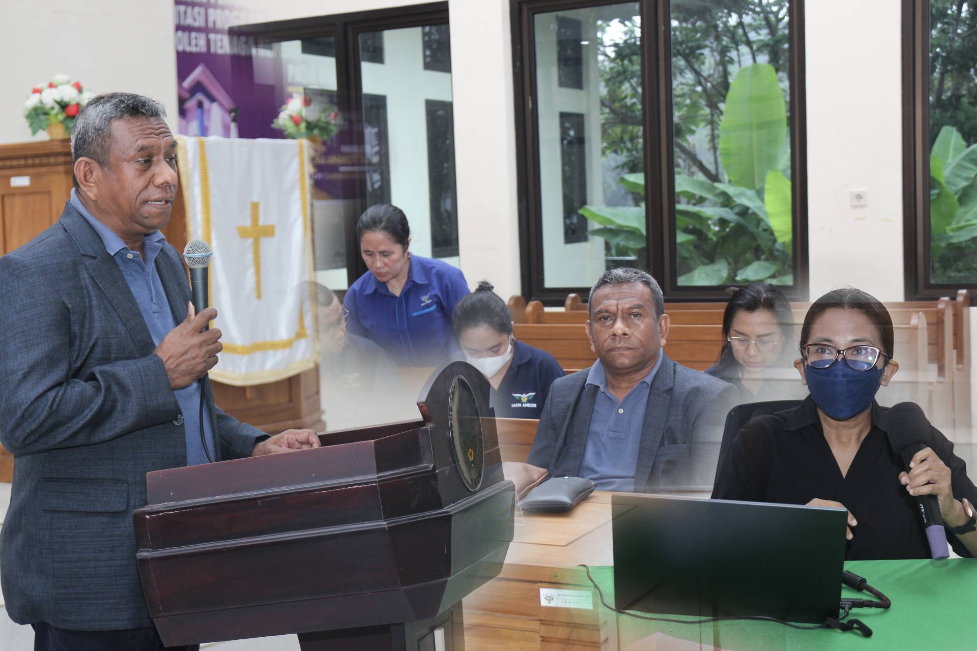 Rektor IAKN Ambon Buka Pelatihan Pengisian Borang Akreditasi Versi 4.0 Bagi Tenaga Kependidikan Di lingkungan IAKN Ambon.