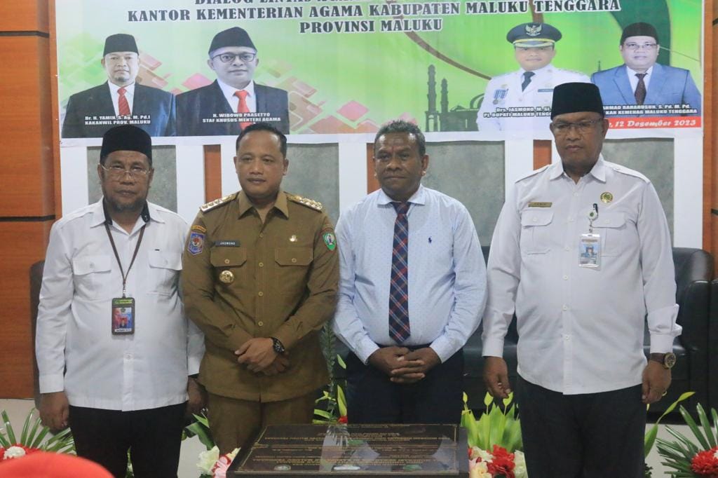 Rektor IAKN Ambon Hadiri Dialog Lintas Agama dan Pencanangan Desa Moderasi Beragama di Maluku Tenggara