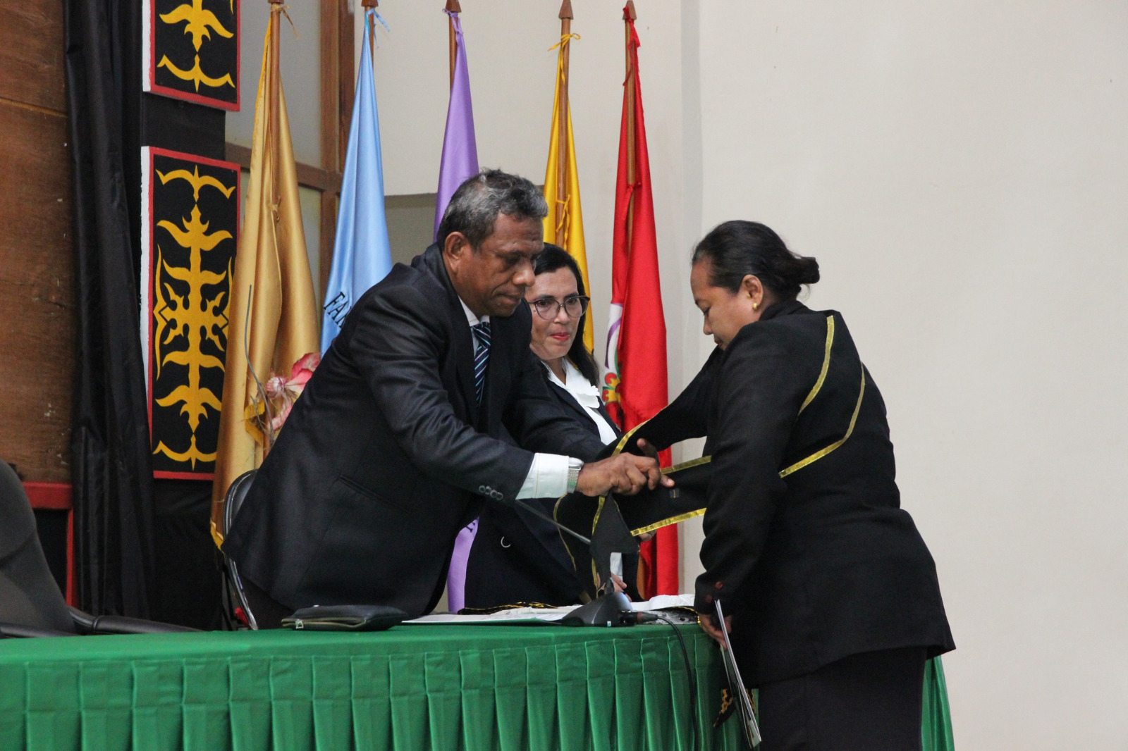 Yudisium dan Pengukuhan Guru Profesional Pendidikan Agama Kristen di IAKN Ambon: Menyongsong Masa Depan Pendidikan Indonesia