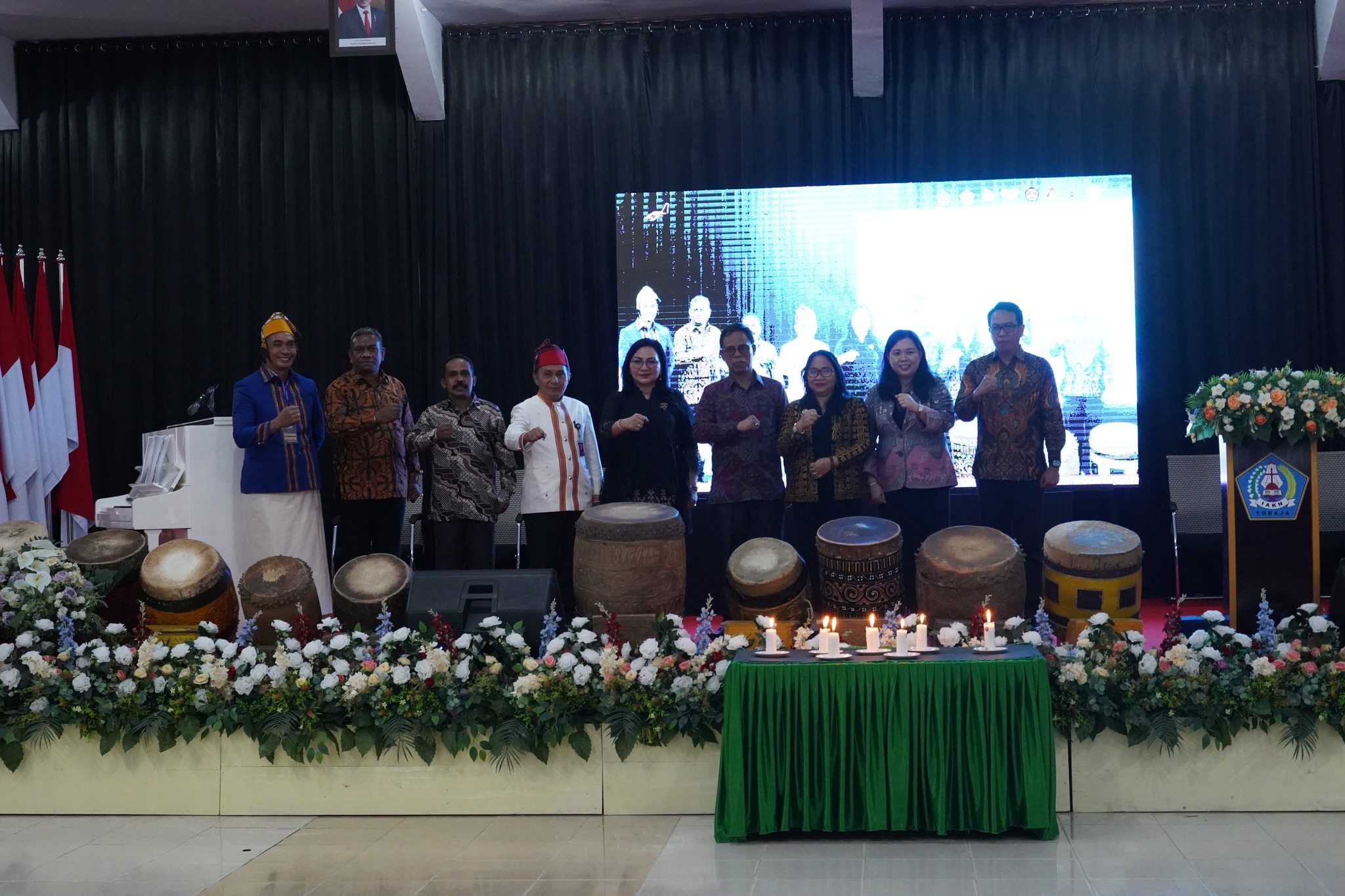 Pembukaan Pekan Seni dan Olahraga Nasional (PESONA) PTKKN Se-Indonesia di IAKN Toraja Resmi Dibuka oleh Dirjen Bimas Kristen Kemenag RI
