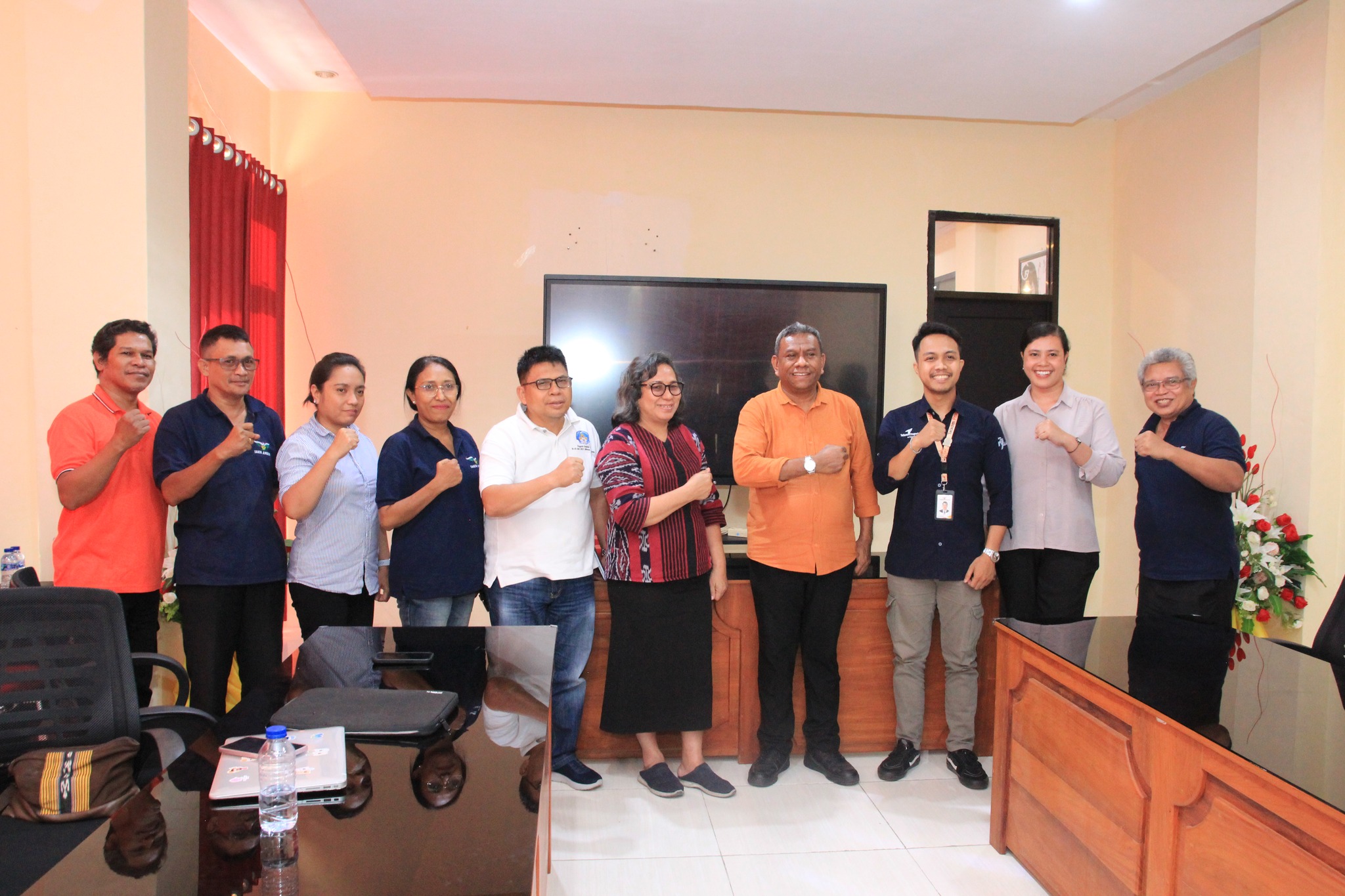 Rektor IAKN Ambon Menerima Kunjungan PT. Angkasa Pura Support dan PT. Telkom